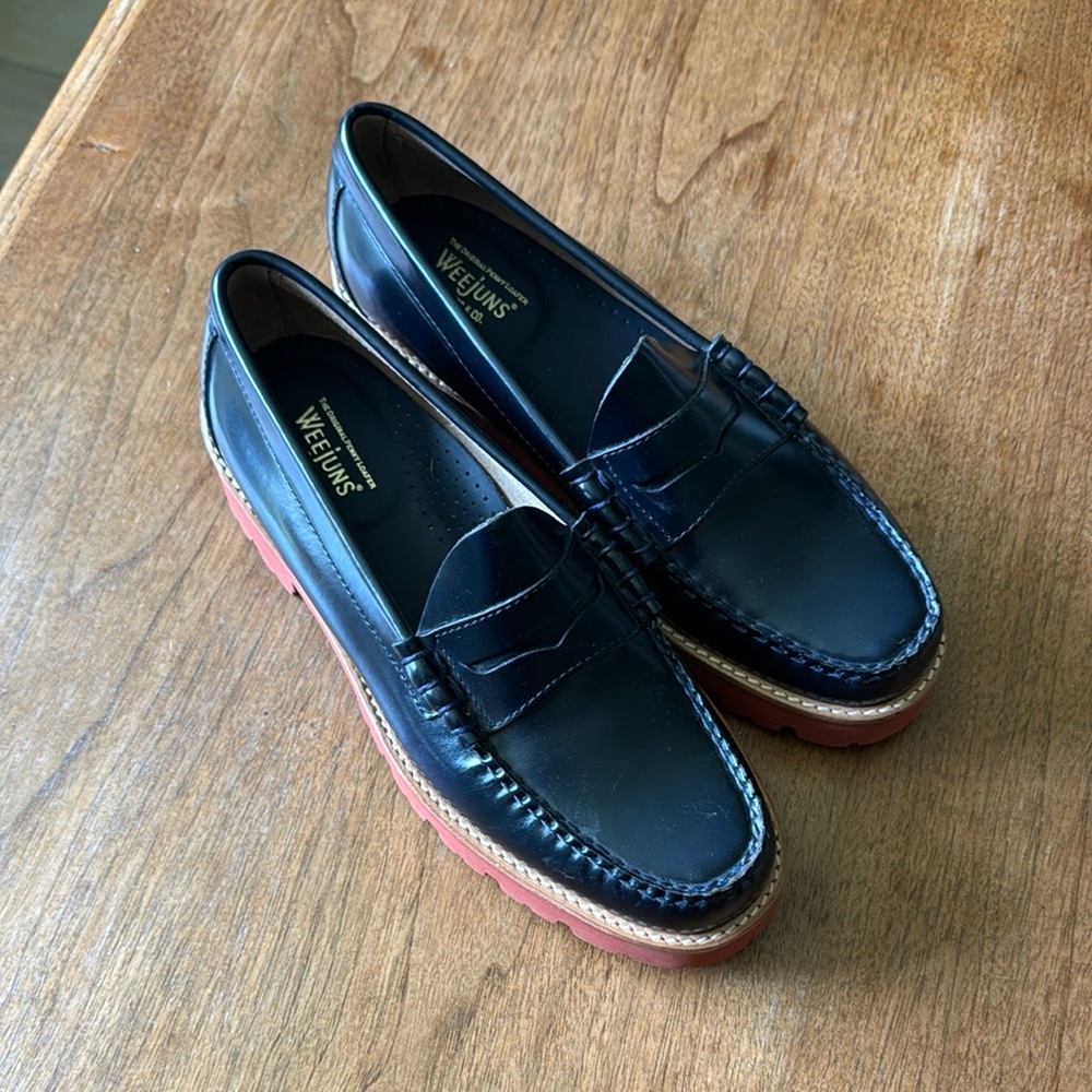 G.H. Bass & Co. Black Leather Weejuns Penny Loafers with Red Soles NWB